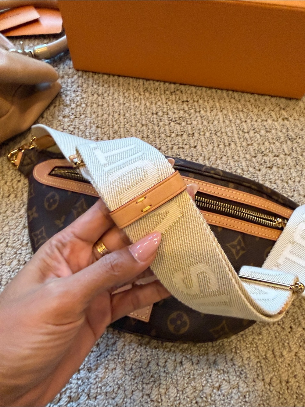 Louis Vuitton Monogram Canvas Belt Bag in Brown with Tan Trim - Picture 2 of 4
